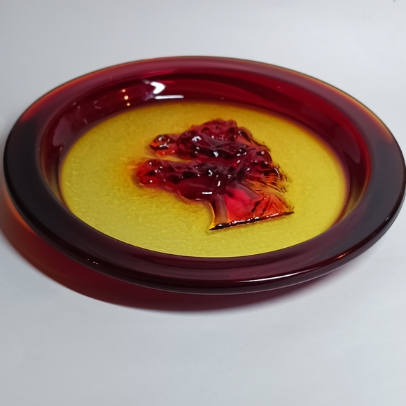 10.75" Vintage 1950s Amberina Solid Glass plate with horses heads,L E SMITH - Picture 3 of 7